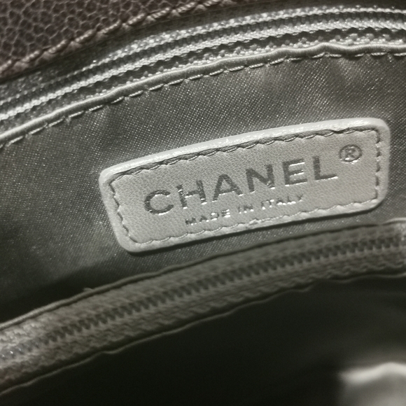 100% Authentic Chanel Grazed Caviar Pocket In The City Shoulder Bag  Brown - Picture 11 of 16